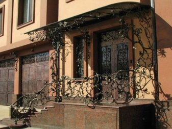 Как сделать крыльцо в частном доме своими руками